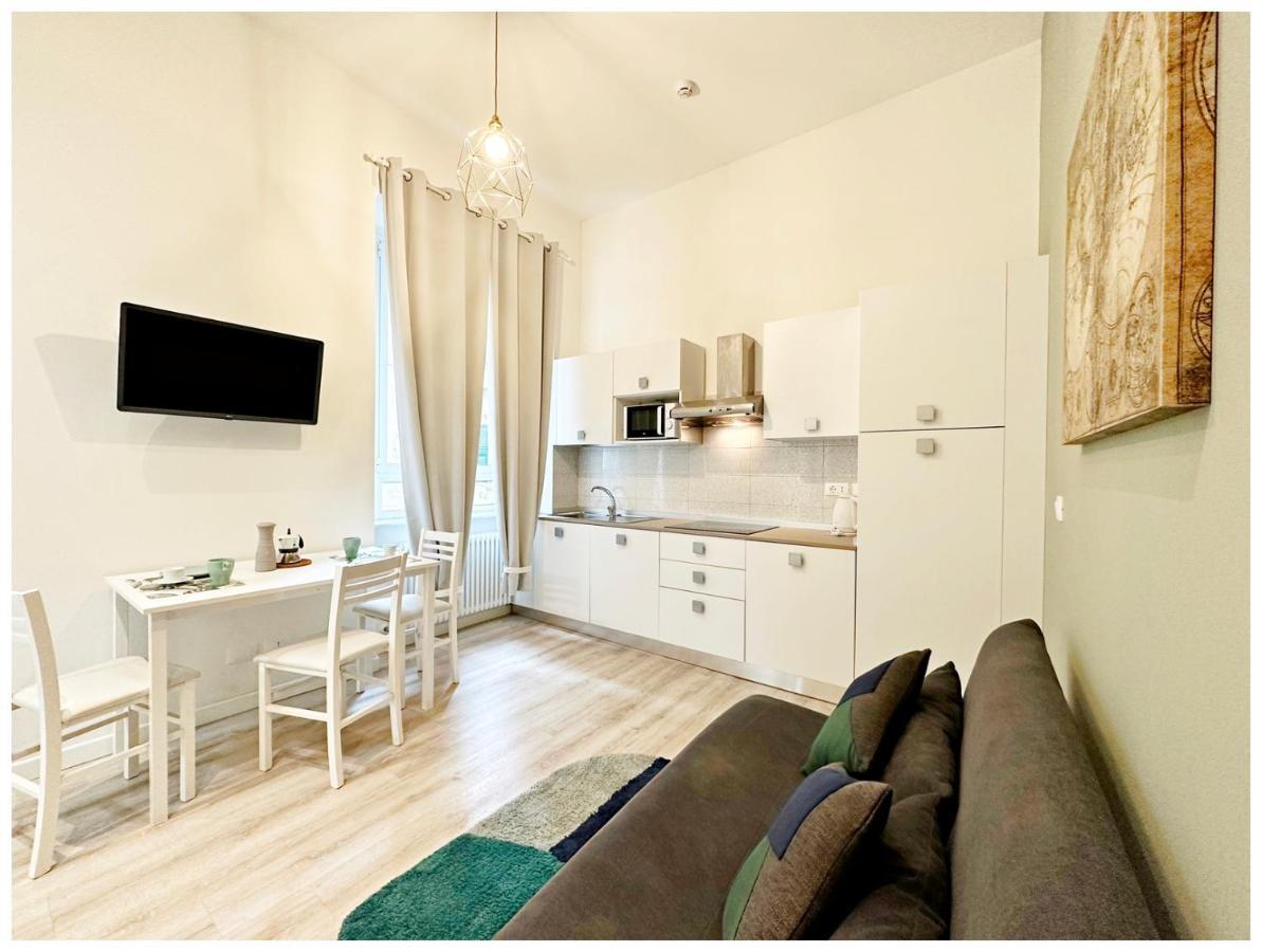 Real Italian Estate - Maps Apartment Genoa Exterior photo